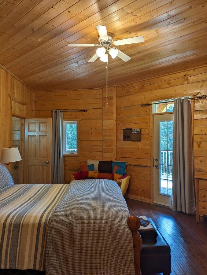 Sundance Country Lodge B&B Marlboro Bagian luar foto